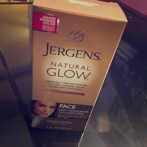 Jergens Natural Glow Face Daily Moisturizer